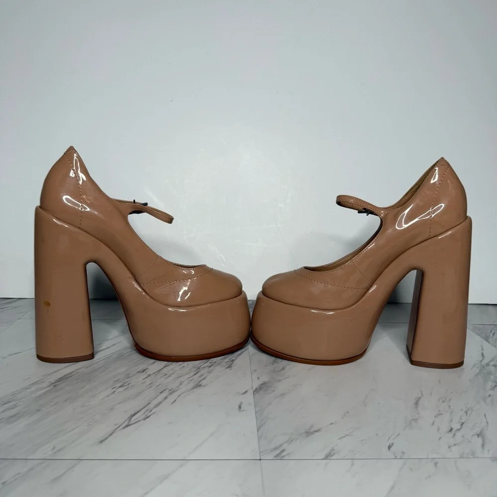 Schutz Zayne Tan Patent Platform Mary Jane 8B